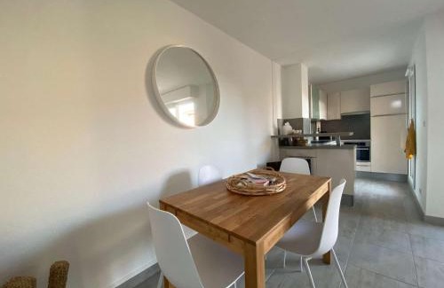 Cavaliere Beach Apartment | Duplex Bord de Mer avec Terrasse et Parking Privé à Cavalière, Le Lavandou - FR-1-308-137