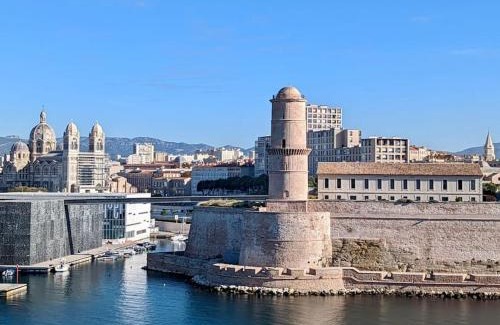 La Joliette Apartment | Escapade marseillaise près des Terrasses du Port