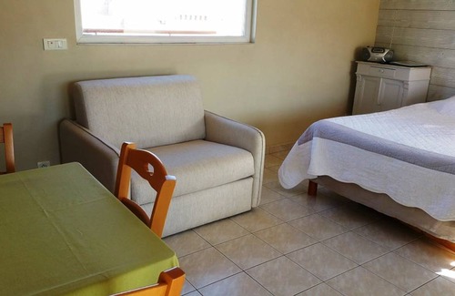 Saint-Lambert Apartment | 25 m² Studio flat ∙ 1 bedroom ∙ 3 guests