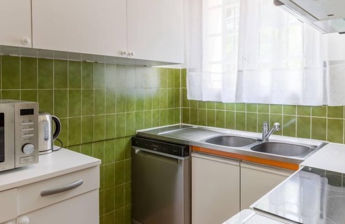 La Madrague Apartment | Hameau la Madrague by Interhome