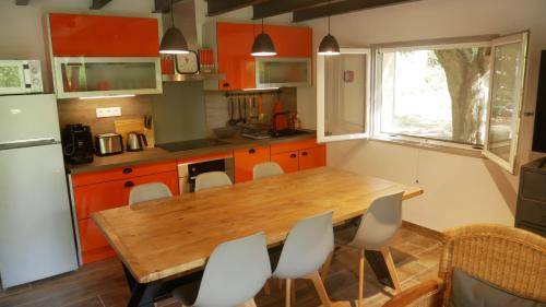 Saint-Martin-de-la-Brasque House | 60 m² House ∙ 2 bedrooms ∙ 6 guests