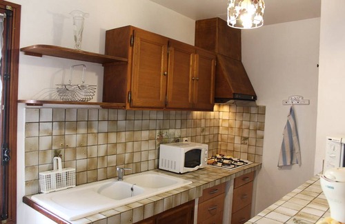 Saint-Michel-l'Observatoire House | 56 m² Gîte ∙ 2 bedrooms ∙ 5 guests