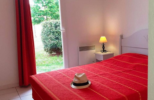 Saint-Saturnin-les-Avignon House | 30 m² House ∙ 1 bedroom ∙ 4 guests