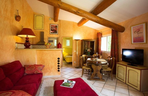 Forcalquier Apartment | Homerez last minute deal - Amazing apartment with shared pool