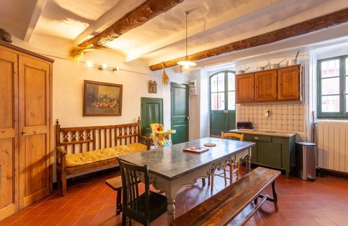 Brue-Auriac House | House ∙ 6 bedrooms ∙ 12 guests