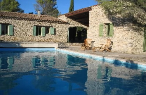 Gordes House | House in stones for 10 guests. 2,5 hectares of protected nature, Luberon view
