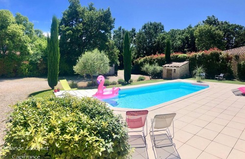 Gordes House | House La Luberonne Gordes Vaucluse Provence. Heated pool from May 15.