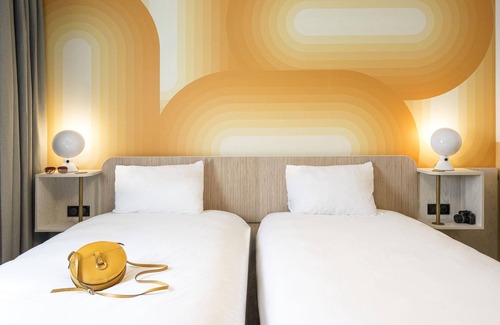 Pertuis Hotel | ibis Styles Pertuis Luberon