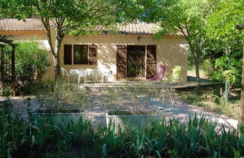 Brignoles House | In a forest, in a haven of greenery with private swimming pool.