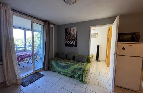Les Sablettes Apartment | L'endroit