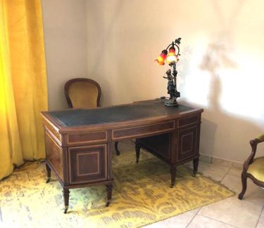 Manosque Apartment | La Cigale