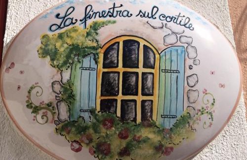 Maiori House | La finestra sul cortile