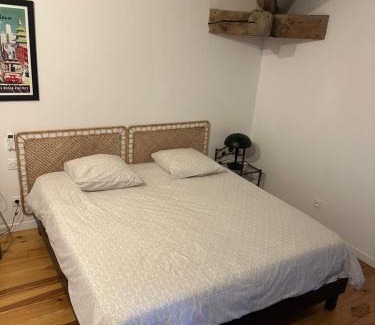 Cabannes Apartment | La Maison d'Alys - Le Cagnard