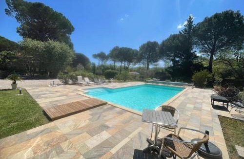 Forcalqueiret Bed & Breakfast | La maison de la Cigale