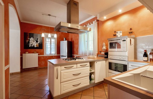 Entraigues-sur-la-Sorgue Other | La Petite Bastide de Trevouse 4 stars