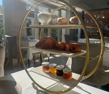Salon-de-Provence Hotel | Le Mas Angelussi - Le Clos du Soleil
