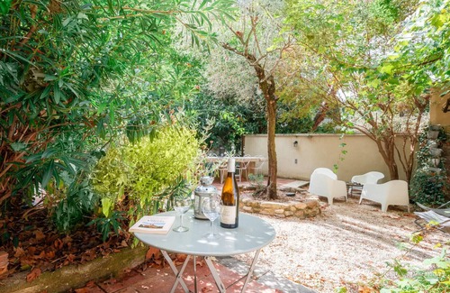 Valreas Cottage | "Le Mas des Platanes", La Passerelle, holiday cottage in Provence
