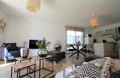 L'Isle-sur-la-Sorgue Apartment | Les Bastidons de l'Isle - Le Seguret - 3 étoiles
