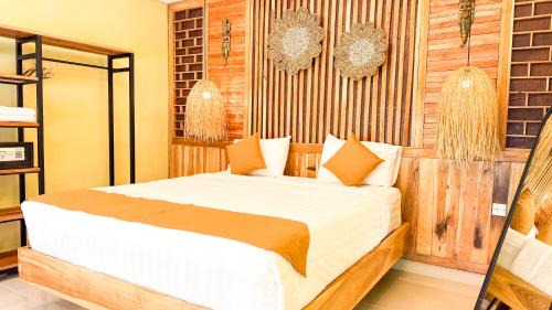 Batu Bolong Villa | Loft Hideaway Villa with Sofa Bed Central Canggu
