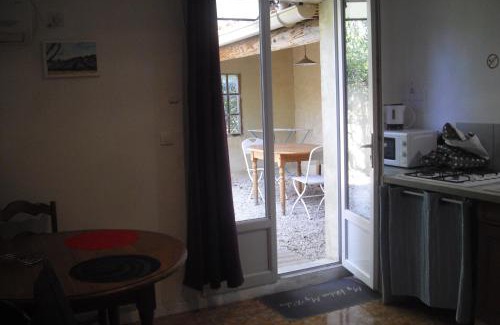 Gordes Apartment | Lou mas li Pitchoun "Le Prunier "