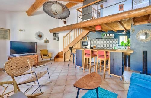 Les Grands Carmes Apartment | Lovely 1 BR Flat Le Panier Vieux-Port