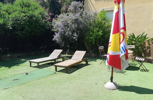 Miramar House | Maison Calme, Avec Parking Privatif à 100m à Pied de la Plage