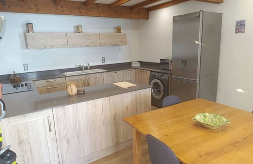 Villelaure House | Maison de Vacances Tout Confort à la Campagne sud Luberon