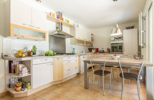 Chateaurenard Villa | Maison du Barret - Beautiful holiday home in Chateaurenard