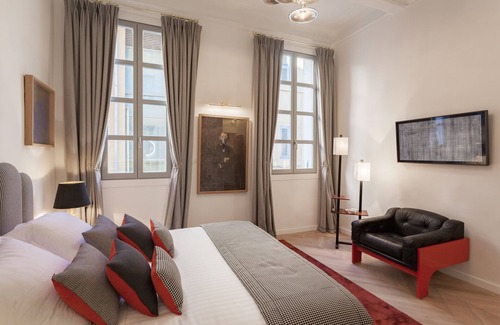 Mazarin Quarter House | Maison du Collectionneur