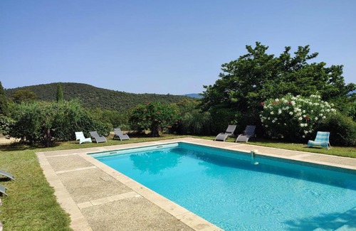 Draguignan House | Maison typique provençal au cœur de la nature