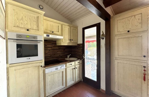 La Londe-les-Maures House | Mazet climatisé for 6 people with private pool and tennis courts in La Londe les Maures