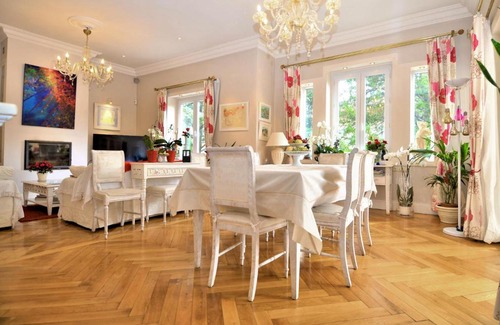 Avignon Apartment | Nice apartment in Avignon with 2 Bedrooms, WiFi and Outdoor swimming pool