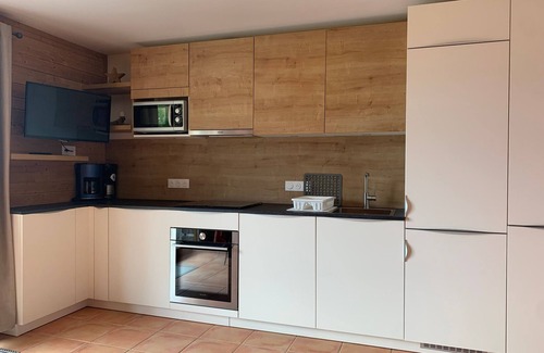 Pra Loup Apartment | Pleasant apartment with balcony and parking, Pra-Loup