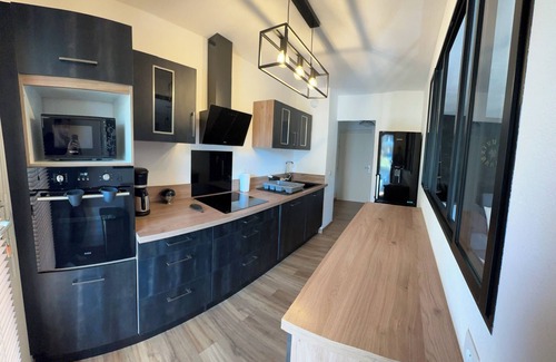 Grand Sud Apartment | Quiet, spacious apartment in Aix en Provence