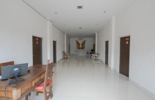 Batuan Hostel | RedDoorz near Ubud Village