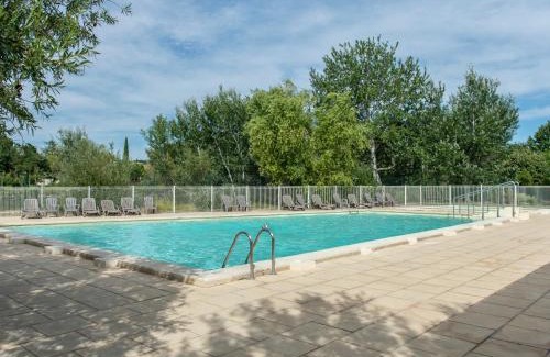 Saint-Saturnin-les-Avignon Resort | Residence Sun Hols Les Rives du Lac