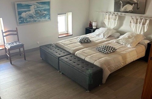 Monteux Bed & Breakfast | Room with shower only