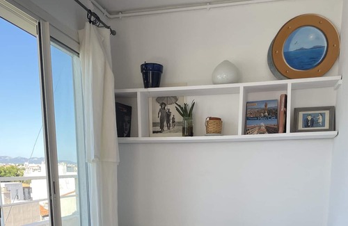 Le Pharo Apartment | Sea and city view - Quiet and bright