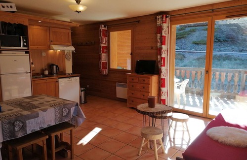 Pra Loup Apartment | Spacious, Well-Equipped Studio in Quiet, Nature-Filled Area Near Pra Loup