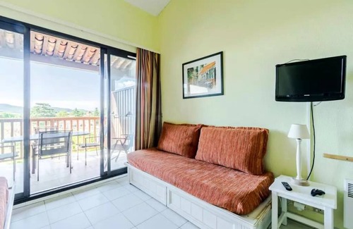Les Restanques Apartment | Studio flat ∙ 1 bedroom ∙ 4 guests