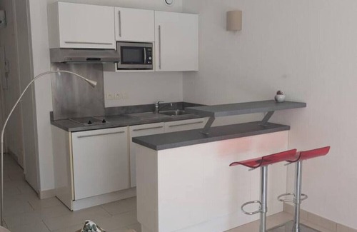 Miramar Apartment | Studio Vue d'or - 50 m from Miramar beach