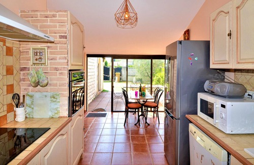 Orange House | Stunning home in Orange