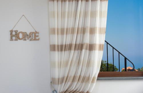 San Lazzaro House | Sun Holiday House