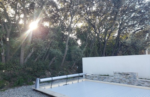Chateaurenard House | Sunny house