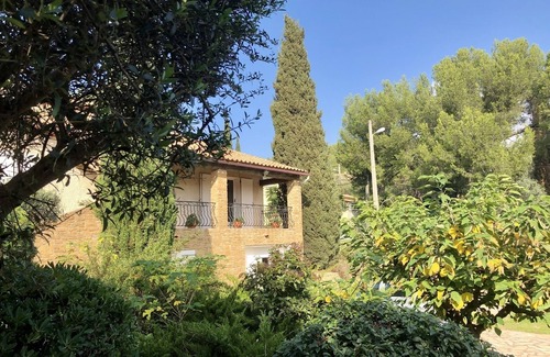 Bandol Villa | Superb 4/5 listed family villa 15min walk from the sea and town center