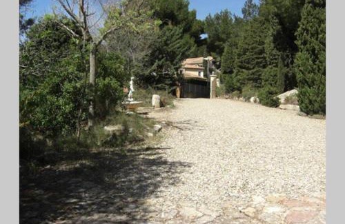 Martigues Apartment | T3 avec grande terrasse et jardin sur les hauteurs de Martigues