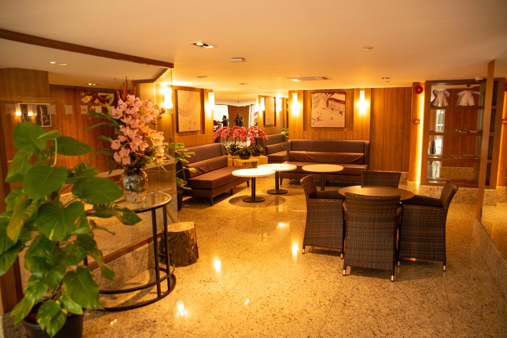 Sunset Road Hotel | Thematic Gle Superior Room Hotel Kuta 12 Adult