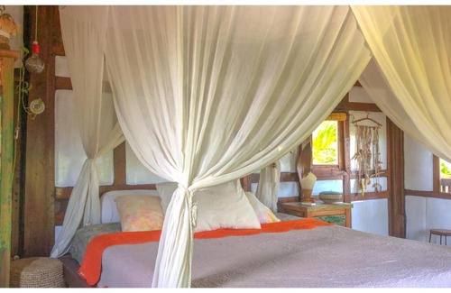 Uluwatu Bed & Breakfast | Uluwatu Surf Joglos
