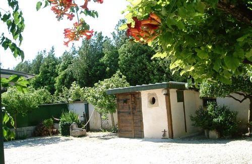 Paluds de Noves Apartment | vacation rental in Provence