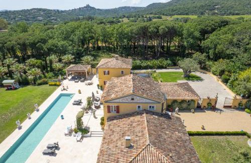 Grimaud Villa | Villa Florentina - 550m2, 4 Chambres - Golfe De Saint-Tropez